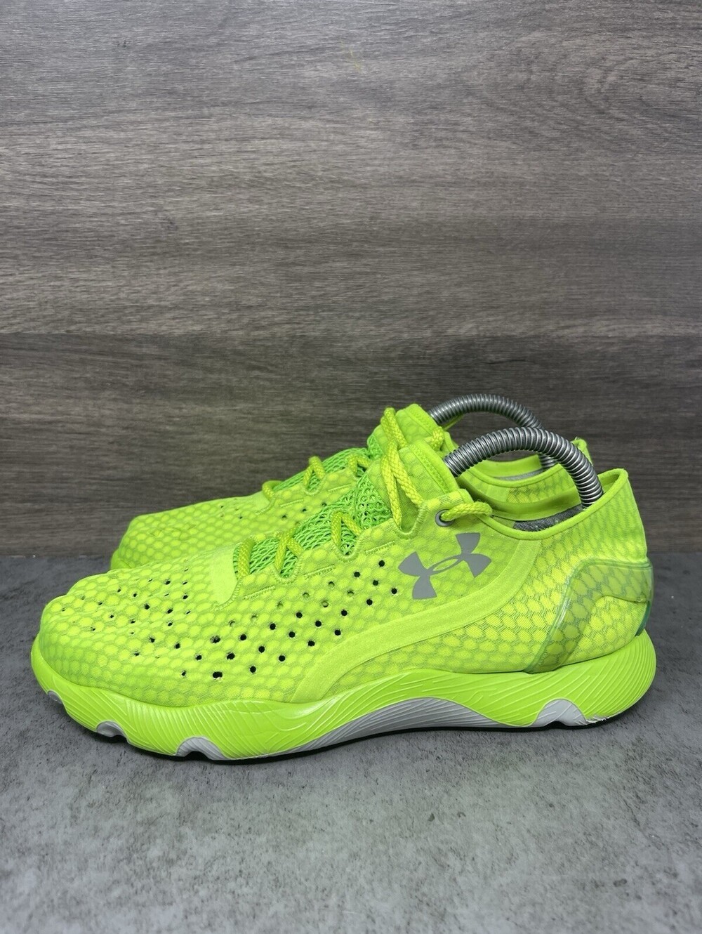 Under Armour SpeedForm RC Womens Size 7 Hyper Green Silver Running Shoes